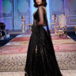 Diana Penty Instagram - Bombay Times Fashion week ‘22 🖤 On the ramp for @indya x @giva.co! @darwinplatformgroupofcompanies