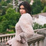 Diana Penty Instagram - Bubble wrap but make it fashion 🐚🕊️ One of my favourites this Cannes ☺️ Outfit : @saiidkobeisy Shoes : @enricocuini Styling: @namitaalexander Style Team : @sabrinawhite98 @gupta_eshaaa Cannes Assistant : @thanishqkokare Hair/Make Up : @shraddhamishra8 Photographer : @eastmancolourr @wilsonballarin #GreyGoose #ViveLeVoyage @festivaldecannes @greygoose @fetch_india Cannes, France