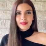 Diana Penty Instagram - Oh my Gawd! 💄: ‘Decisive Poppy’ #PureColorEnvy @esteelauder @esteelauderin