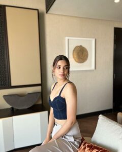 Diana Penty Instagram - 👀🖤