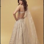 Diana Penty Instagram - Runway 👰‍♀️ For @dishapatilpretcouture at @lakmefashionwk 🤍 @fdciofficial