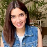 Diana Penty Instagram - Meri problem toh Rana Sort Kiya, ab aur kya kya sort karega Rana? To find out, go watch Rana Naidu, now streaming only on Netflix! And if you want to be featured on Netflix India stories, come up with your most interesting problems that Rana can help sort and use #RanaSortKiya #RanaNaidu and also tag @netflix_in #Ad