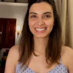 Diana Penty Instagram - Time to unplug but first, skin care with @esteelauderin @esteelauder 🤗💙