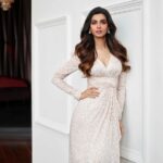 Diana Penty Instagram - Hello ladies! This International Women’s Day, I’m ever so grateful to be surrounded by the most empowering women, who have inspired me to be the best version of myself. Forever New, in its latest campaign, ‘Forever Grateful’, embodies this message so perfectly, by celebrating women across the globe. Follow @forevernew_india for some special offers for you all!