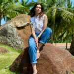 Diana Penty Instagram - Chillin’🌴🪨 ☺️ #DayOff 📸: @gpkritikos