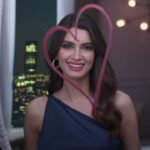 Diana Penty Instagram - Happy Valentine’s Day y’all! 💘💕 @esteelauderin 💜 #LipstoEnvy #EsteeIndia #EsteeModel