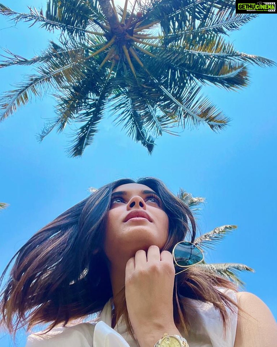 Diana Penty Instagram - Kerala and I... 🌴💚 Trivandrum, Kerala, India