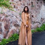 Diana Penty Instagram - My last day on the French Riviera, in @albertaferretti 😍 Au revoir Cannes…until we meet again ❤️ Full look: @albertaferretti Stylist: @namitaalexander Style team: @thanishqkokare Make Up/Hair: @shraddhamishra8 Photographer: @eastmancolourr Videographer: @amitsingh.dop, @shakeelbinafzal #GreyGoose #ViveLeVoyage @festivaldecannes, @greygoose @fetch_india Cannes, France