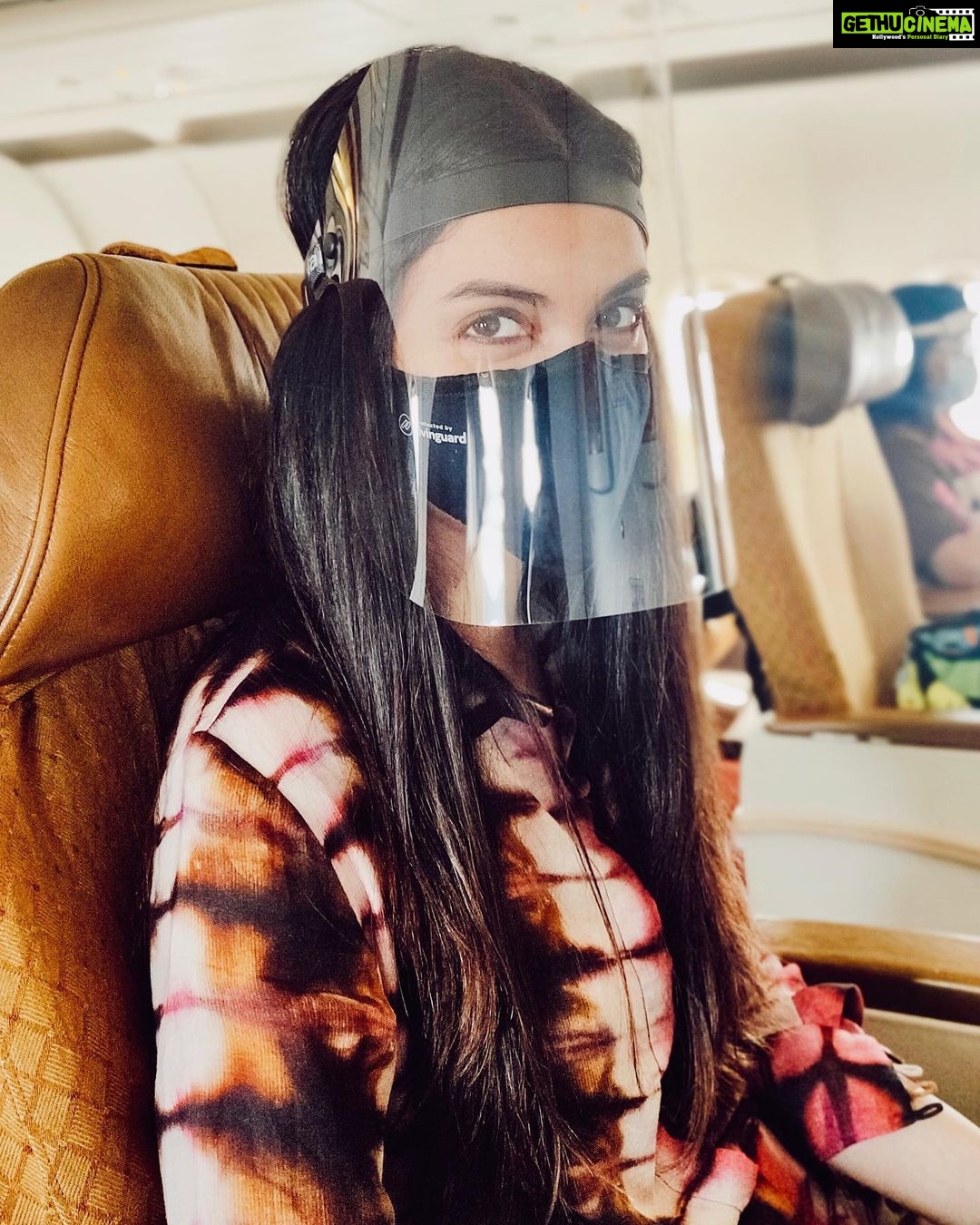Diana Penty Instagram - Flying in the time of COVID ft. @sidmalhotra 😝😁