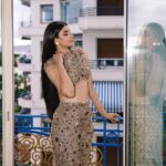Diana Penty Instagram - All that glitters…✨💫 #Cannes2023 Outfit: @falgunishanepeacockindia Earrings: @viangevintage Rings: @zariinjewelry @vblitzcommunications MUAH: @shraddhamishra8 Creative Design Director & Stylist: @namitaalexander Photographer: @eastmancolourr @wilsonballarin Videographer: @amitsingh.dop @shakeelbinafzal #GreyGoose #ViveLeVoyage @GreyGoose @fetch_india Cannes, France