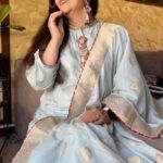 Dipika Chikhlia Instagram - Good morning :) …How is the world doing #instagood #photography #photooftheday #instagram #picoftheday #fashion #beautiful #instadaily #mumbai #style #photo #happy #explore #reelitfeelit #reelofinstagram #reels #fashionreel #moodyreel #mumbaiinstagram #instagramreel #instareels #dipika #dipikachikhlia #dipikachikhliatopiwala #viral #trending #reels #india #bharat #positive #positivity