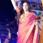 Dipika Chikhlia Instagram - The frenzy in the crowd so overwhelmed with their love ❤️ #instagood #photography #photooftheday #instagram #picoftheday #fashion #beautiful #instadaily #mumbai #style #photo #happy #explore #reelitfeelit #reelofinstagram #reels #fashionreel #moodyreel #mumbaiinstagram #instagramreel #instareels #ram #sita #ramayana #ramsita #crowd #love #largerthanlife #god #goddess