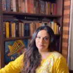 Dipika Chikhlia Instagram - Hindi is our national language :) proud indian :))) #instagood #photography #photooftheday #instagram #picoftheday #fashion #beautiful #instadaily #mumbai #style #photo #happy #explore #reelitfeelit #reelofinstagram #reels #fashionreel #moodyreel #mumbaiinstagram #instagramreel #instareels #hindi #indian #tradition #ramsita #pride #proudindian #ramayana #mahabharat