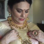 Dipika Chikhlia Instagram - A time for celebration, a time for victory of good over bad, a time when the world sees the example of the power of good. Let us continue the same true spirit. Burn all ego, hatred and anger within you along with the effigy of Ravana on the auspicious occasion of Dussehra! Thank You ABARAN TIMELESS JEWELLERY for this opportunity of sharing the story of Dussehra in brief. #dussehra #abaranjewellery #abaranbangalore #ramayan #sitaji #instagood #photography #photooftheday #instagram #picoftheday #fashion #beautiful #instadaily #mumbai #style #photo #happy #explore #reelitfeelit #reelofinstagram #reels #fashionreel #moodyreel #mumbaiinstagram #instagramreel #instareel#dipikachikhlia #abarantimelessjewellery #sita #ram