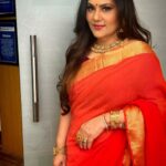 Dipika Chikhlia Instagram - Brand ambassador for sarees …lolz that’s the feel …I do and wear what makes me happy and sarees do :) Styled by …. @westyleup Jewellery : @jahnvi_jewellery Make up : @dikshasharma_makeovers Indore #instagood #photography #photooftheday #instagram #picoftheday #fashion #beautiful #instadaily #mumbai #style #photo #happy #explore #reelitfeelit #reelofinstagram #reels #fashionreel #moodyreel #mumbaiinstagram #instagramreel #instareel #ambassador #saree #dresses #feelings #do #right #shoot #studio #makeup