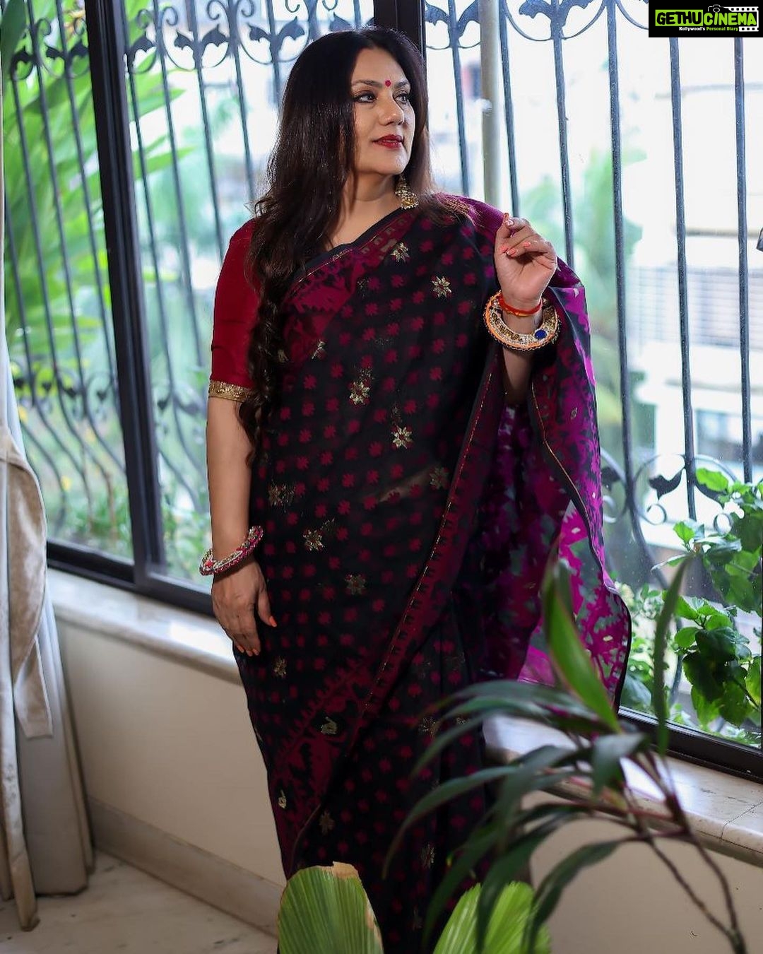 Dipika Chikhlia Instagram - Laws of life is simple …..keep it simple ….smile a lot ….. help wen ever you can …, be kind no matter what you going through….. u always get what you deserve never before it’s time and never more then u entitled to ….things will take longer then you think that’s why never give up ,have a good day :) #instagood #photography #photooftheday #instagram #picoftheday #fashion #beautiful #instadaily #mumbai #style #photo #happy #explore #reelitfeelit #reelofinstagram #reels #fashionreel #moodyreel #mumbaiinstagram #instagramreel #instareel #think #thoughts #kind #hope #proverbs