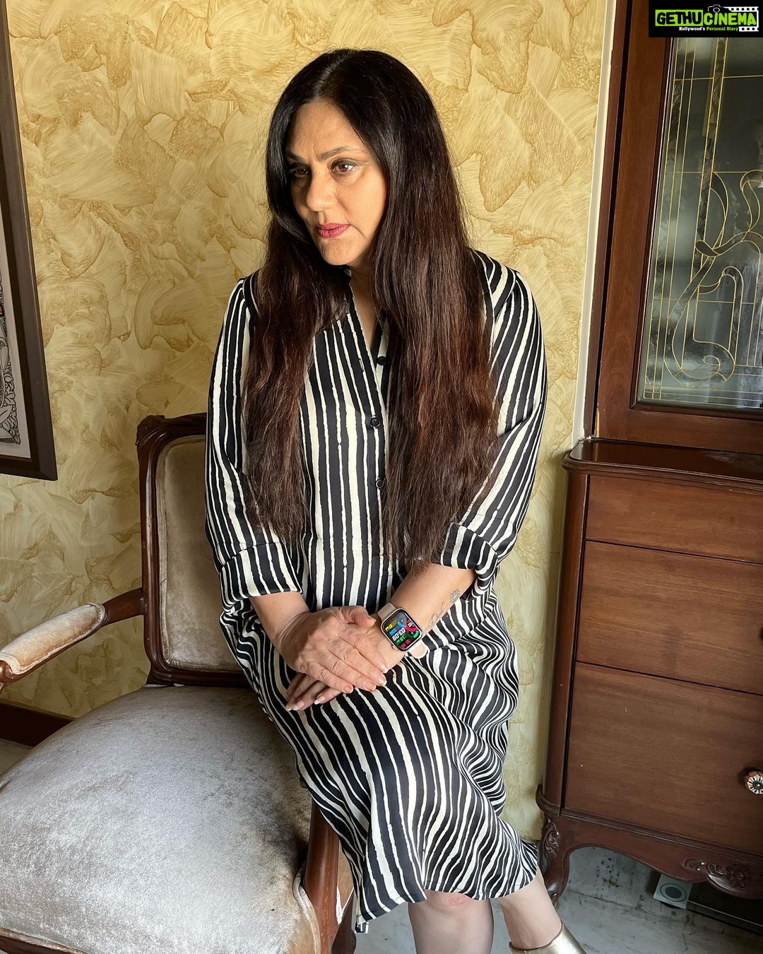 Dipika Chikhlia Instagram - Some days the only music you want is silence #instagood #photography #photooftheday #instagram #picoftheday #fashion #beautiful #instadaily #mumbai #style #photo #happy #explore #reelitfeelit #reelofinstagram #reels #fashionreel #moodyreel #mumbaiinstagram #instagramreel #instareel#dipikachikhliatopiwala #Trendingreels #viral #Viralvideo