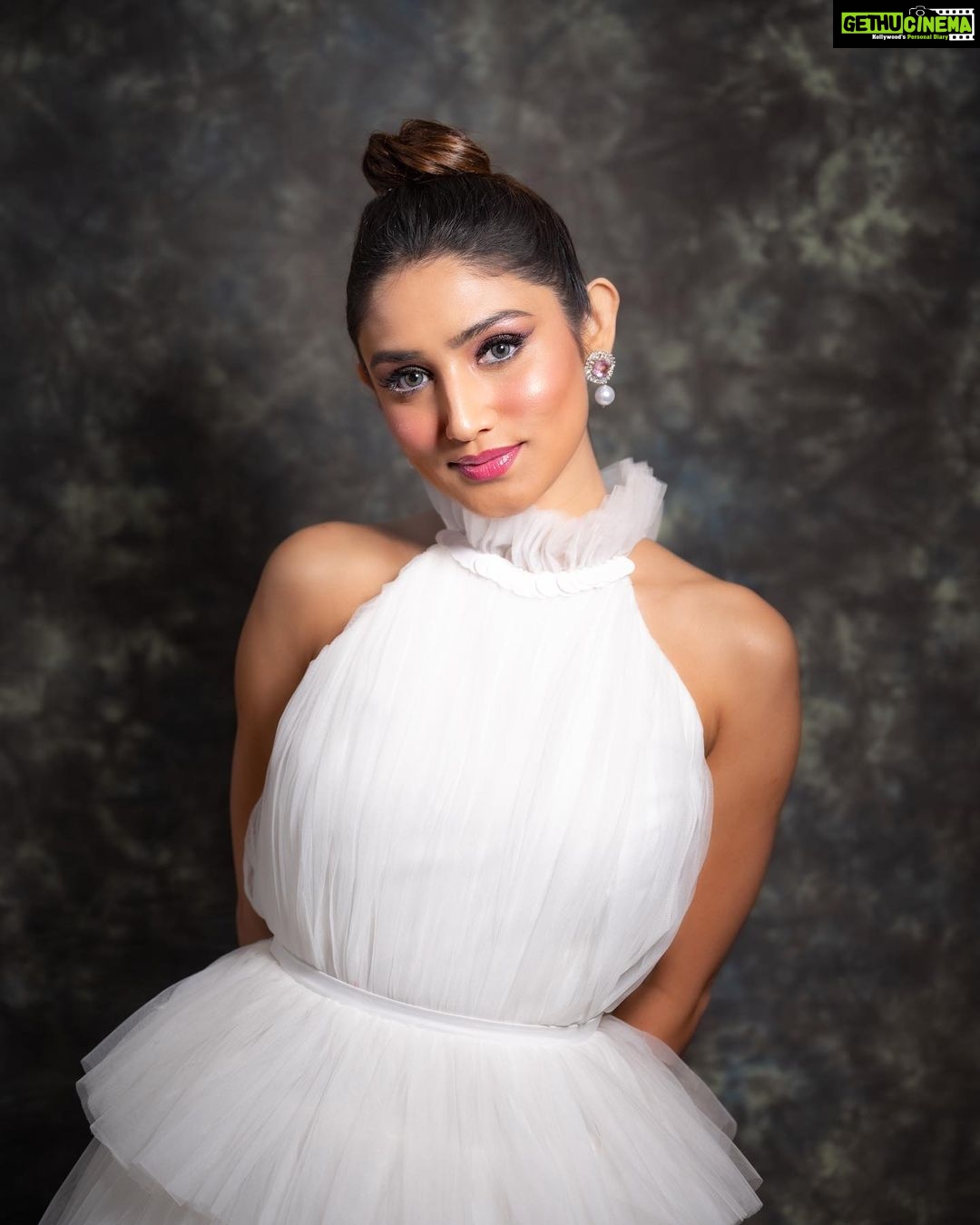 Donal Bisht Instagram - “Even if you enter the dirty water, stay neat like a white swan!” . . . . . . . . . . . . . . . . . . . . . . . . . . . @deepak_das_photography 📸 MUAH : @makeoverbysejalthakkar Styled : @Akansha.27 @tiara_gal Outfit : @aayannabysiimie Jewellery : @the_jewel_gallery Assisted by @stylebypriyankaa . . . . . . . . . . . #swan #white #lights #donalbisht #elegant #hot #explore #goodmorning #donalbisht #view #instagood #instamood #goodvibes #happy #happymood #pictureoftheday #best #beautiful #dress #love #instadaily #instagram #instamood #instalike #blessed #actor #actorslife #glow #outfit #glam #photoshoot