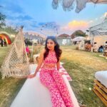 Donal Bisht Instagram - Be in the right company to flourish .. wrong company will always find a way to pull u down!! . . . . . . . . . . . . . . . . . . . . . . . . Accessories: @tiara_gal @akansha.27 . . . . . . . . . . . . . . . . . . . . . . . . . . . . . . #soulfestival #udaipur #lifestyleasia #donalbisht #hot #explore #goodmorning #donalbisht #view #instagood #instamood #goodvibes #happy #happymood #pictureoftheday #best #beautiful #dress #love #instadaily #instagram #instamood #instalike #blessed #actor #actorslife #glow #outfit #glam