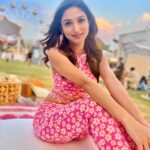 Donal Bisht Instagram - Be in the right company to flourish .. wrong company will always find a way to pull u down!! . . . . . . . . . . . . . . . . . . . . . . . . Accessories: @tiara_gal @akansha.27 . . . . . . . . . . . . . . . . . . . . . . . . . . . . . . #soulfestival #udaipur #lifestyleasia #donalbisht #hot #explore #goodmorning #donalbisht #view #instagood #instamood #goodvibes #happy #happymood #pictureoftheday #best #beautiful #dress #love #instadaily #instagram #instamood #instalike #blessed #actor #actorslife #glow #outfit #glam