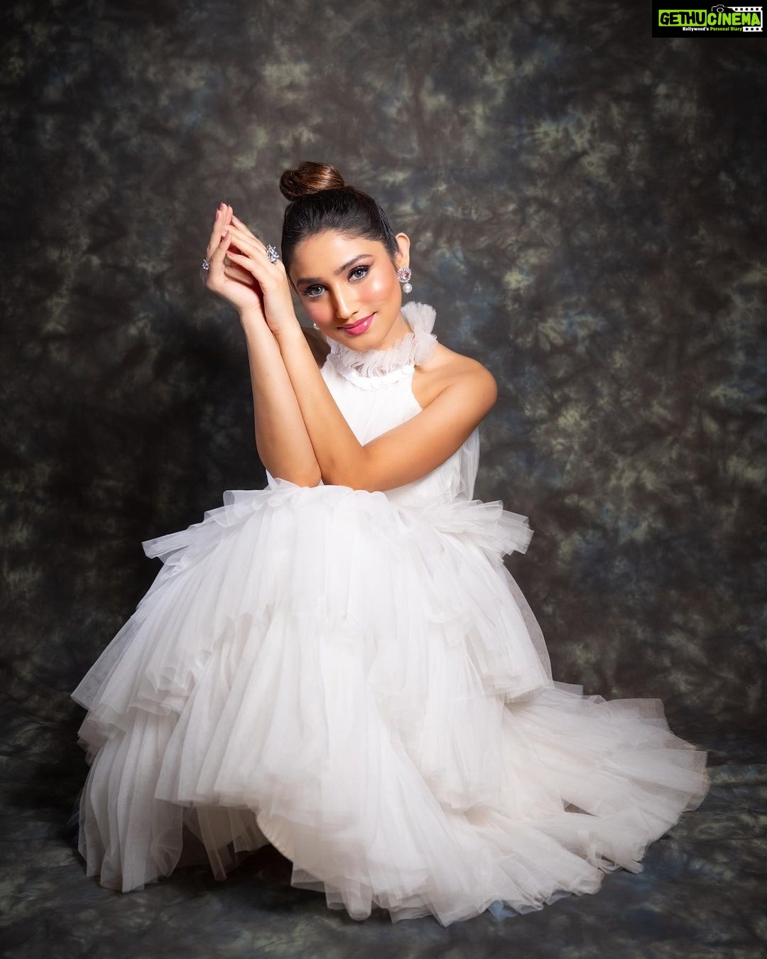Donal Bisht Instagram - “Even if you enter the dirty water, stay neat like a white swan!” . . . . . . . . . . . . . . . . . . . . . . . . . . . @deepak_das_photography 📸 MUAH : @makeoverbysejalthakkar Styled : @Akansha.27 @tiara_gal Outfit : @aayannabysiimie Jewellery : @the_jewel_gallery Assisted by @stylebypriyankaa . . . . . . . . . . . #swan #white #lights #donalbisht #elegant #hot #explore #goodmorning #donalbisht #view #instagood #instamood #goodvibes #happy #happymood #pictureoftheday #best #beautiful #dress #love #instadaily #instagram #instamood #instalike #blessed #actor #actorslife #glow #outfit #glam #photoshoot
