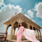 Donal Bisht Instagram - I can feel you, I can feel your beautiful soul even though my eyes don’t open. 💖 . . . . . . . . . . . . . . . . . . . . . . . . . @mayur_khatri 📸 Styling: @_.simrannnn._ Outfit: @zarijaipur Jewellery: @rajmankaofficial Makeup : @raveen_anand Hair : @sunil_celebrity_stylist . . . . . . . . #colour #jaipur #bold #style #elegant #hot #explore #donalbisht #elegence #instagood #instamood #goodvibes #happy #happymood #pictureoftheday #best #beautiful #dress #love #instadaily #instagram #instamood #instalike #blessed #actor #actorslife #glow #ethnic #glam #reelsinstagram
