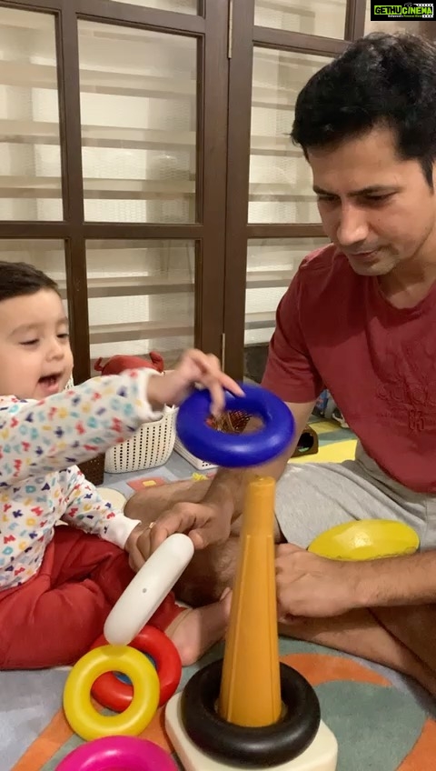 Ekta Kaul Instagram - Wishing everyone a merry Christmas! 💕💕 We had a really cool Christmas!! I hope you had a great time too with your loved ones.. ❤️❤️ Please watch it till the end..