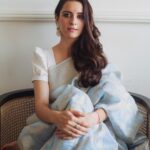 Ekta Kaul Instagram - Elegance never goes out of style. Reigning my love for sarees. 💕💕 . . . . . . . Captured by @gourabganguli Hmua @therealdevikathapa Saree @beatitude_stories