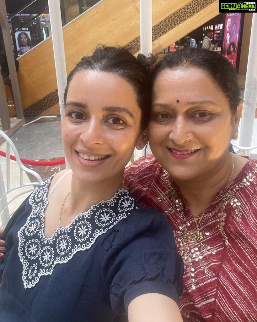 Ekta Kaul Instagram - Happy Mother’s Day mumma. No words can describe what you have done for me. Thank you for being there and letting me do things that I could have never imagined ! Thank you for giving me everything. Everyday is your day.. I love you @kaulvimmi 💕💕💕and Ved is blessed to have you naani MAA... ❤️❤️