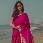 Ekta Kaul Instagram - Through the eyes of @gourabganguli.. 💕💕 After a fun shoot and a decent breakfast and a lot of fights! 😝😝 You are magic @gourabganguli please Baki photos bhi edit kar do 🙏🏻🙏🏻🙏🏻 😭😂 Wearing : @kosataga.in Make up and hair @therealdevikathapa Extensions @divadivinehair