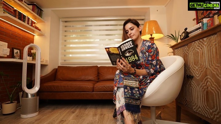 Ekta Kaul Instagram - Living in the city, spending more & more time at home & with the ongoing monsoon season I realised itโs time to get the Dyson Pure Cool Air Purifer home for my family and me. It captures multiple allergens & keeps the area absolutely dust free. I am already feeling the difference since a few days ๐ #DysonIndia #ProperPurification @dyson_india Clicked by : @viploveabhyankar