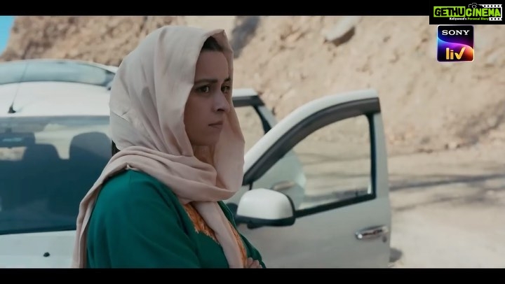 Ekta Kaul Instagram - Hari Om.. Here we go! Two sides of the same story. #Tanaav streaming soon on #SonyLIV #TanaavOnSonyLIV @sonylivindia @sonylivinternational @applausesocial @sameern @segaldeepak @sidkhaitan @manavvij @arbaazkhanofficial @sumitkaul10 @rkrkay @shashank.arora @zarinawahab123 @ektakaul11 @waluschaa #DanishHussain @instasattu @sukhmanisadana @sahibabali @gaur_amit @arslangoni @rockey_raina #MKRaina @sheendass @arryamanseth #SudhirMishra @sachin.krishn @ishanshrivedi @adhirbhat @gagansethis @castingchhabra @garg.prasoon @carpe_f_diem @devnidhib @payal_verma_sachdev @suhrudgobole @yesstudios @liorraz #AviIssacharoff #SharonLevi