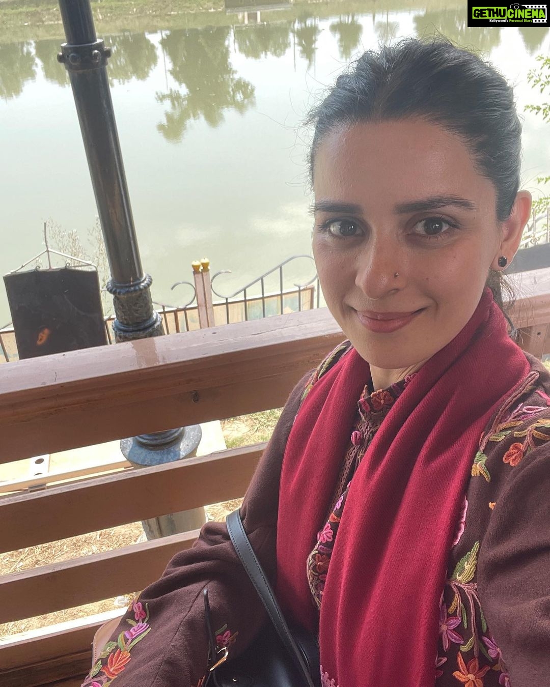 Ekta Kaul Instagram - Dr.Farah is waiting to meet you. Just today.. 💕💕