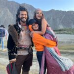 Falaq Naaz Instagram - टूnnu mera bachcha, Kabhi nahi socha tha ki aese wish karungi tujhe,tu jaanti thi ki Aapi ne plan kiya hai tere liye surprise, I wanted to see you wearing that pretty princess dress, main tujhe taiyar karti tera cake banwati,tera wo surprised face dekhna tha mujhe,tu jaanti hai achhe se टूnnu tu mere liye kya maayne rakhti hai, dil tuta hua hai mera bohot,itni taklif kabhi mehsus nahi hui mujhe jitni tere jaane ke baad se hai,kabhi kabhi samajh nahi ata ki dua kiske liye karen teri rooh ke sukoon ke liye ya hamari (amma,sheezan,aur mere) zindagi ke itne mushkil imtihan ke liye,sleepless nights,unseen tears, tu sab dekh rahi hai I knw tu mere aas paas hi hai I can feel your presence, we miss you everyday टूnnu, you are gonna live forever in our heart, I Hope Teri sukoon waali talaash khatam ho gai ho, Mera bachcha meri nanhi si jaan Happy Birthday and I love you too ♾️❤️🧚‍♀️