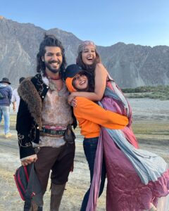 Falaq Naaz Instagram - टूnnu mera bachcha,
Kabhi nahi socha tha ki aese wish karungi tujhe,tu jaanti thi ki Aapi ne plan kiya hai tere liye surprise, I wanted to see you wearing that pretty princess dress, main tujhe taiyar karti tera cake banwati,tera wo surprised face dekhna tha mujhe,tu jaanti hai achhe se टूnnu tu mere liye kya maayne rakhti hai, dil tuta hua hai mera bohot,itni taklif kabhi mehsus nahi hui mujhe jitni tere jaane ke baad se hai,kabhi kabhi samajh nahi ata ki dua kiske liye karen teri rooh ke sukoon ke liye ya hamari (amma,sheezan,aur mere) zindagi ke itne mushkil imtihan ke liye,sleepless nights,unseen tears, tu sab dekh rahi hai I knw tu mere aas paas hi hai I can feel your presence, we miss you everyday टूnnu, you are gonna live forever in our heart, I Hope Teri sukoon waali talaash khatam ho gai ho,
Mera bachcha meri nanhi si jaan Happy Birthday and I love you too ♾️❤️🧚‍♀️
