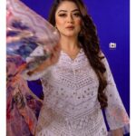 Falaq Naaz Instagram - Turn Your Magic ON 🪄✨❤️ . . . Outfit-: @iai_apparel Accessories-: @the_jewel_gallery Mua-: @makeup_by_aasiyakashmiri 📸-: @sn_photografy_06 Edit-: @wasey_rock69 . . . #instapost #instacollab #outfits #picoftheday #fashion #actress #styling #blogger #influencer #actress #collaboration #trending #explore #indian #explorepage #falaqnaaz #dailypost #picoftheday #lookoftheday #chikankari #dress #clothing #brand #vocalforlocal #pakistani