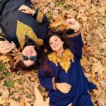 Falaq Naaz Instagram - happiness is mom & daughter time ❤️ALAHAMDULLILAH 😘🧿 #newpost #momdaughterlove #kashmir#explorepage #kehekshan18 #falaqnaazz #happiness