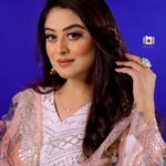 Falaq Naaz Instagram - Captured by @sn_photografy_06 In frame @falaqnaazz Edit @wasey_rock69 Mua @makeup_by_aasiyakashmiri Outfit @iai_apparel Jewellery @the_jewel_gallery #fashioninfluencer #celebrity #canon80dphotographysupport #trending #viralpost Mumbai Malad