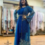 Falaq Naaz Instagram – Presenting ‘Jameel’

A luxurious collection of outfits in fabrics of silks and laces embroideries and styles that bring Joy and Glamour your life ..

For any enquiries and video consultations you can 
Call / WhatsApp – +919819954540

Outfit @asbaabofficial
Artist @falaknazz

The above Turkish Style jacket is from our new collection ‘Jameel’

It’s a combinations of silk and laces with beautiful handwork 
Can be custom made to your size and choice of shade 
Best priced at 18000/-

#asbaabofficial #dubaibling #partyweardress #pakistanisuits #pakistanifashion #bridetobe #weddingshoppingindia #bridal Asbaab By Madiha Farooq