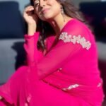 Falaq Naaz Instagram - 💫💫 . . . Outfit-: @pehnavathefashionstudio Footwear-: @foreverycindrella . . . #reelsinstagram #reels #foryou #trendingreels #viral #explorepage✨ #outfitoftheday #eidoutfit #falaqnaazz