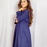 Falaq Naaz Instagram - 💙🦋✨ . . . Outfit-: @halffull__halfempty Accessories-: @the_jewel_gallery . . . #trendingreels #reelitfeelit #falaqnaaz #outfits #viral #explorepage #foryou #collaborationindia #collaboration #kurtapajama #song #kesariya