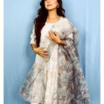 Falaq Naaz Instagram - I am not perfect. But I’ll always be real😇💫🤍 . . .outfit-: @jompers_fashion x @sugandhevents . . . #instapost #instacollab #outfits #picoftheday #fashion #actress #styling #blogger #influencer #actress #collaboration #trending #explore #indian #explorepage #falaqnaaz #dailypost #picoftheday #lookoftheday #dress #clothing #brand
