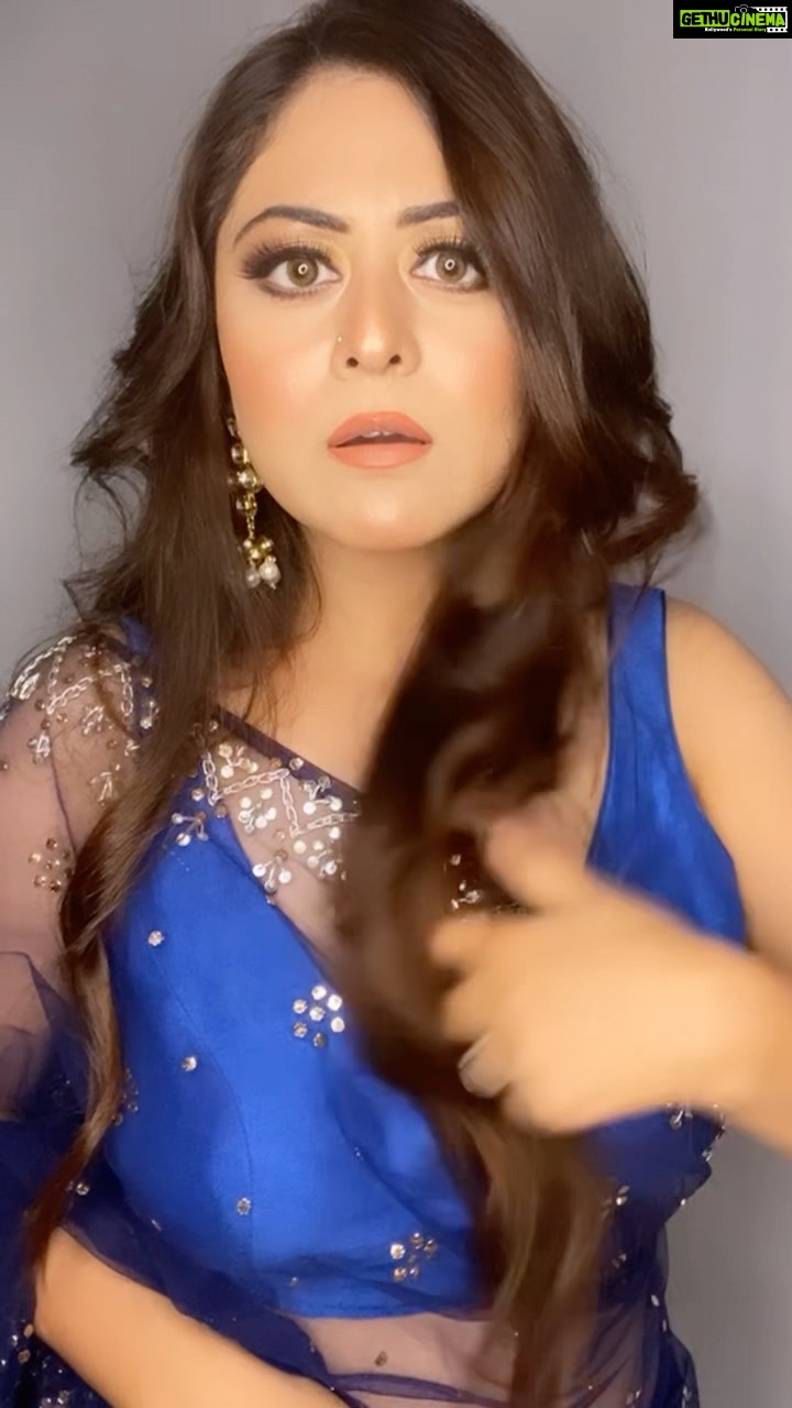 Falaq Naaz Instagram - Not at all sorry for this reel😝😝😝 . . . #comedy #reelitfeelit #falaqnaaz #foryou #trendingreels #memes #kachhabadam #viral #reels #explore #originalaudio