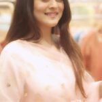 Falaq Naaz Instagram - Ab Har Din Ek Tyohar with @nexus_seawoods Festive season is incomplete without stunning ethnic wear - What a lovely shopping day spent at this Mall. Some of my favourite brands are @wforwoman @imarafashion @aurelia_womenswear Happyness is shopping for me - tell me what’s happyness for you? #hardinektyohar #happyness #nexusmalls #nexusseawoods #newstyle #actorslife #shopping #beauty #celebrities #lifestylebloggers #falaqnaaz #trendingreels #viralreels #diwaliseason #shopping #festivevibes #outfits #womenwear #indianoutfit #foryou #explorepage