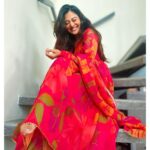 Falaq Naaz Instagram - नीचे इश्क़ है ऊपर रब है इन दोनो के बीच में सब हैं। 💖💖💖💖💖💖 . . . Wearing-: @byutify.in Managed by-: @sugandhevents . . . #blogger #influencer #actress #collaboration #trending #explore #indian #explorepage #falaqnaaz #dailypost #picoftheday #lookoftheday #dress #clothing #brand