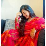 Falaq Naaz Instagram - नीचे इश्क़ है ऊपर रब है इन दोनो के बीच में सब हैं। 💖💖💖💖💖💖 . . . Wearing-: @byutify.in Managed by-: @sugandhevents . . . #blogger #influencer #actress #collaboration #trending #explore #indian #explorepage #falaqnaaz #dailypost #picoftheday #lookoftheday #dress #clothing #brand