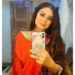 Falaq Naaz Instagram - Shukran 🕊🪬🧿✨♐️💜 . . . #picoftheday #falaqnaaz