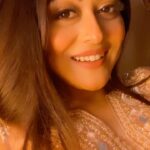 Falaq Naaz Instagram - 🤦🏼‍♀️🤦🏼‍♀️🤦🏼‍♀️ . . . #reelitfeelit #trendingreels #foryou #explorepage #viral #reels #instagood #comedy #originalaudio #falaqnaaz