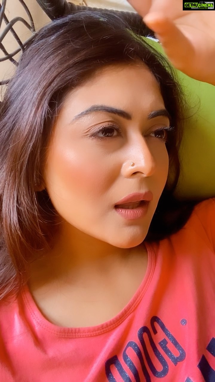 Falaq Naaz - 137.2K Likes - 😒😒
.
.
.
#reelitfeelit #comedy #trendingreels #viral #reels #falaqnaaz #original #audio #foryou #explorepage