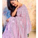 Falaq Naaz Instagram - Six yards beauty💖 #happyganeshchaturthi may this festival brings immense peace health wealth and love in your lives 💖✨ . . . Wearing-: @tasarika_couture . . . #festivewear #saree #ethnicwear #falaqnaaz #fashion #styling #picoftheday #outfits #outfitoftheday #collaboration #sareelove